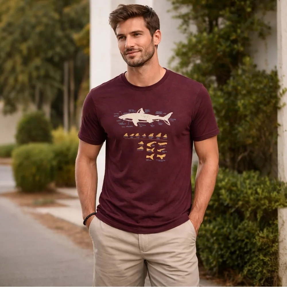 Banana Republic Maroon Shark Graphic Tee. Size Medium.